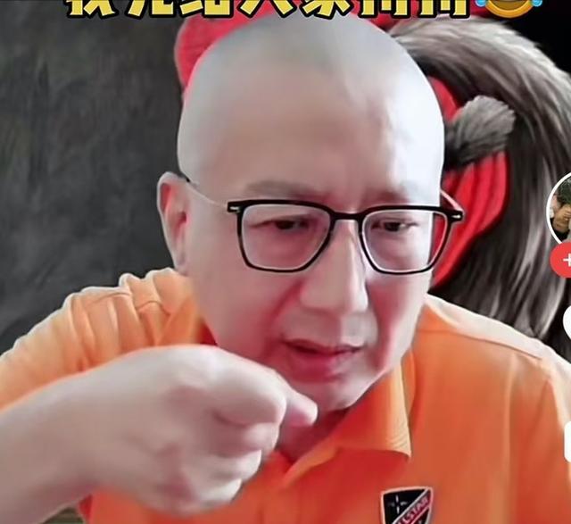 杨议再被爆猛料：2个老婆都给他要钱，60多岁的他，这5年过的很累（杨议妻子照片）-第3张图片-九妖电影