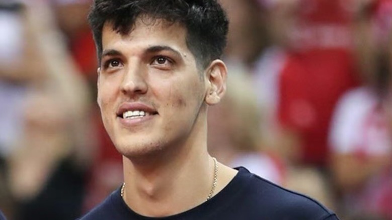 突发！伊朗排协凌晨官宣，受伤男排国手脑死亡