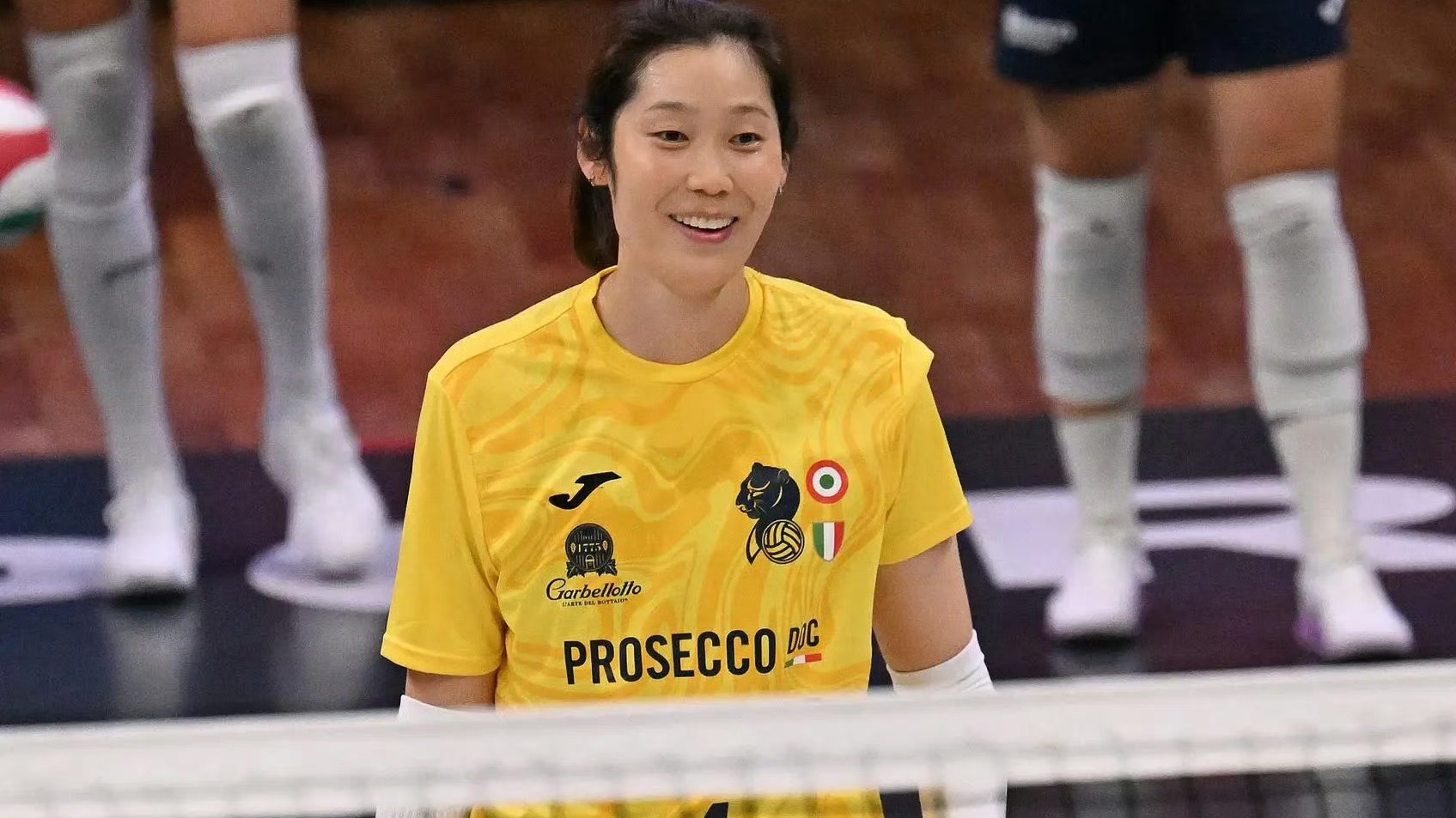 排面！国际排联点名，高度评价朱婷，联赛首秀时间预告