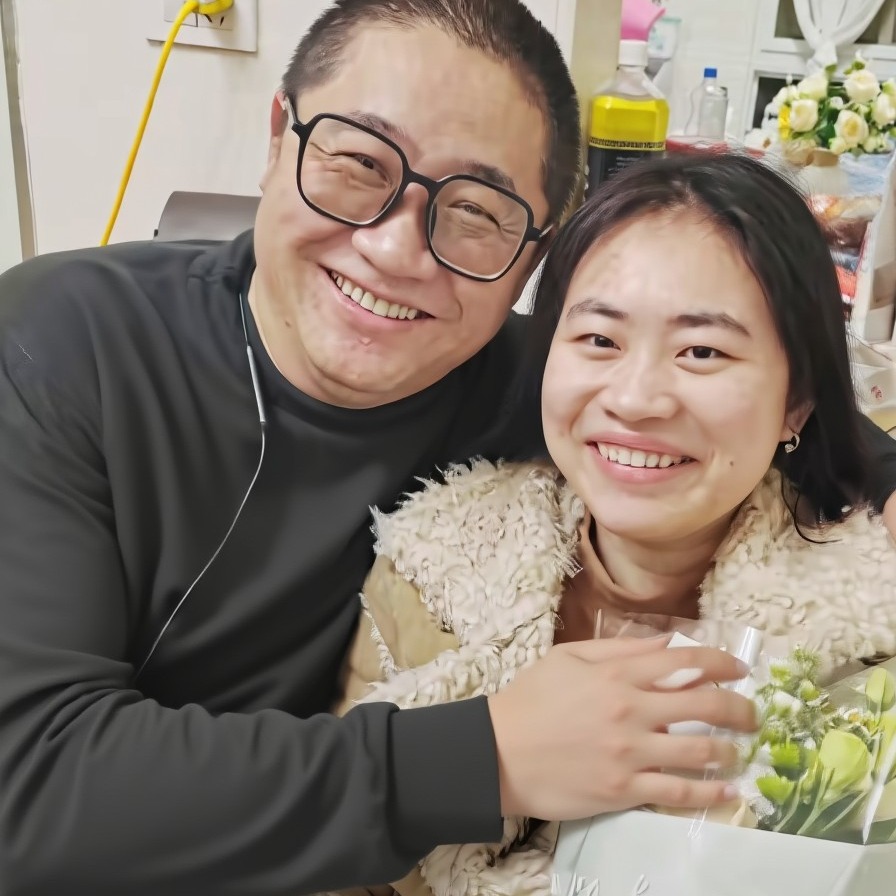 爱穿丝袜的男孩