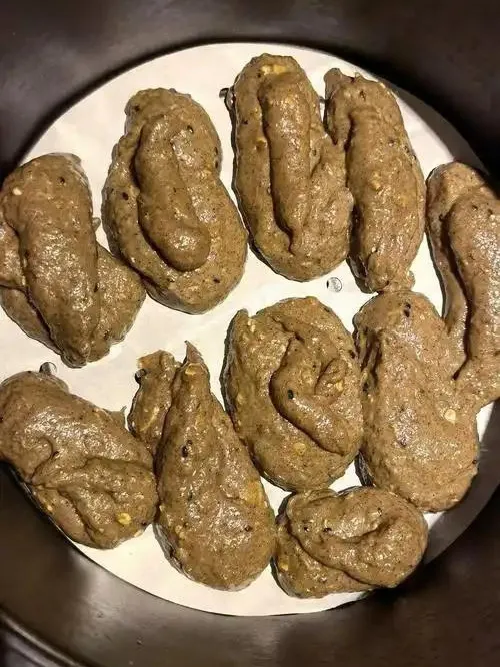 救命啊…
这是婆婆做的月子餐！
谁知道是什么美食？