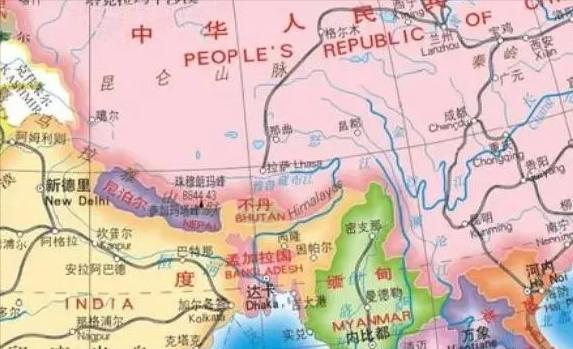 我们在南海有一支庞大的海上民兵，很好的配合完成了各种各样的领海守卫任务。同样，我