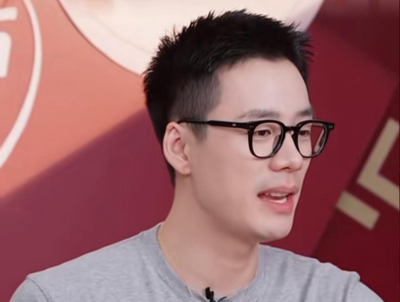 顿顿说自己30岁以后经济自由的生活，但是现在还需要他努力几年，希望顿顿可以早一点