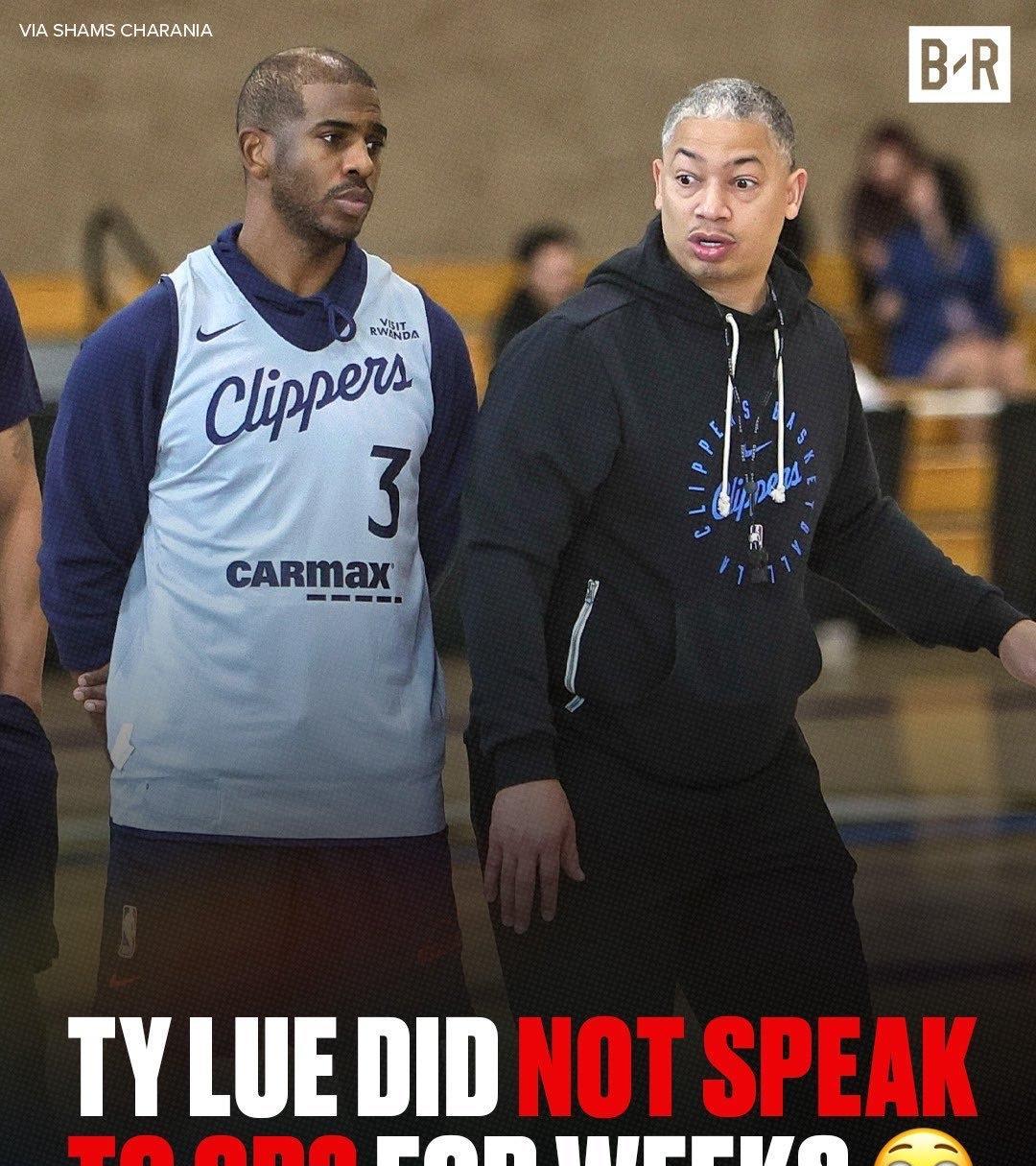 底薪秀领导力？保罗这事错在搞不清自己位置！
球队大佬、教练们都没发话呢，你直言不