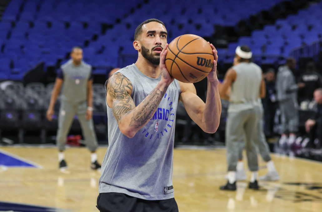 前NBA球员奎因接受广东报价，加上麦考，貌似朱芳雨有回签贝兹利可能性

前NBA