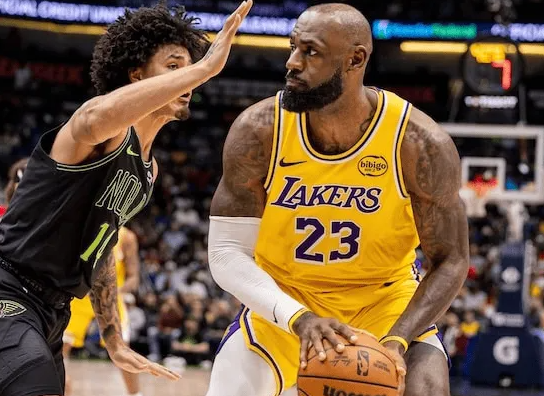 NBA常规赛湖人客场对阵鹈鹕的比赛已经结束。全场战罢，湖人以111-103战胜鹈