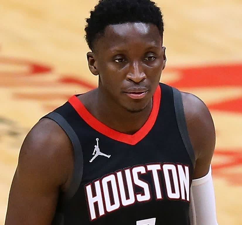 奥拉迪波计划复出！2013年的榜眼秀还没放弃冲击NBA！
据ESPN报道，这位