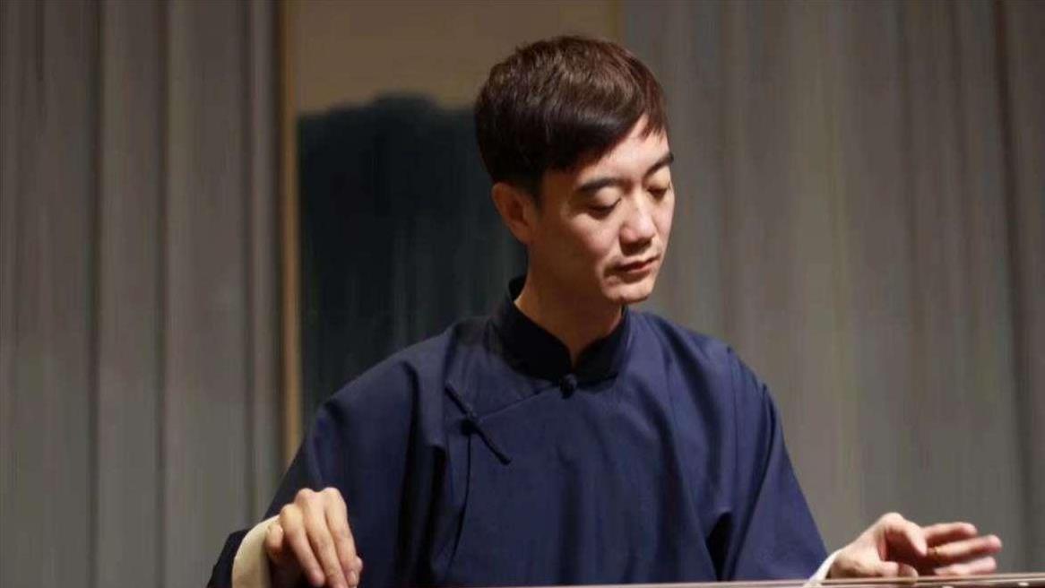 音乐人王伟去世，仅39岁太可惜，知情人曝原因，苗阜为其守夜
