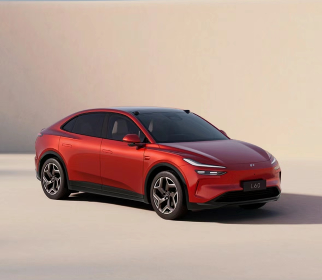 Model Y和L60，怎么选？
内饰，没有仪表屏
乐道L60和特斯拉Model