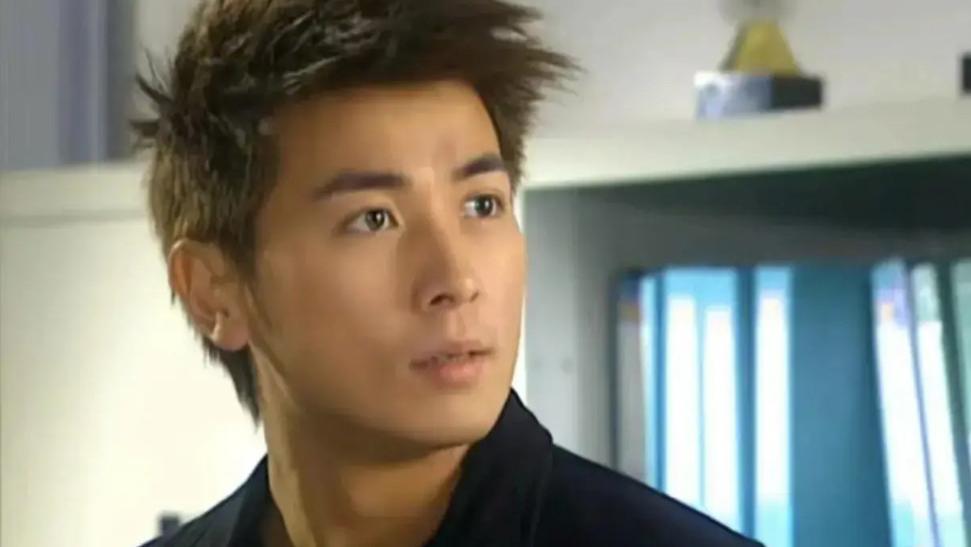 12年插刀兄弟，13年后被前任捶死！保剑锋的现世报终于来了？