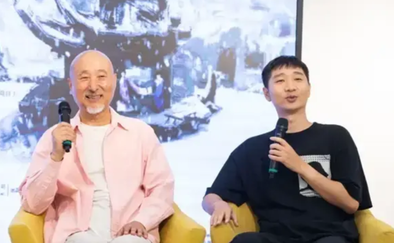 陈大愚问陈佩斯:“我要是跟我媳妇吵架了，你向着谁啊？”陈佩斯不假思索:“我当然向