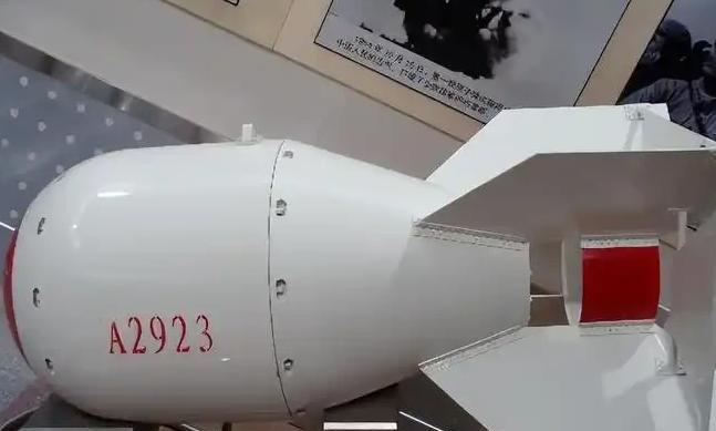 原子弹原理早已公开，为什么还有那么多国家造不出原子弹？说句难听的，不光造不出来，