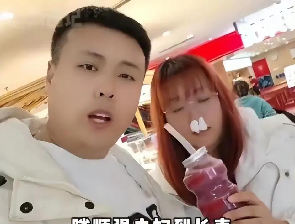 出大招严防疫情传播，“温神”菜花夫妇祸害了东北后又去祸害山东。所到之处老鼠过街人