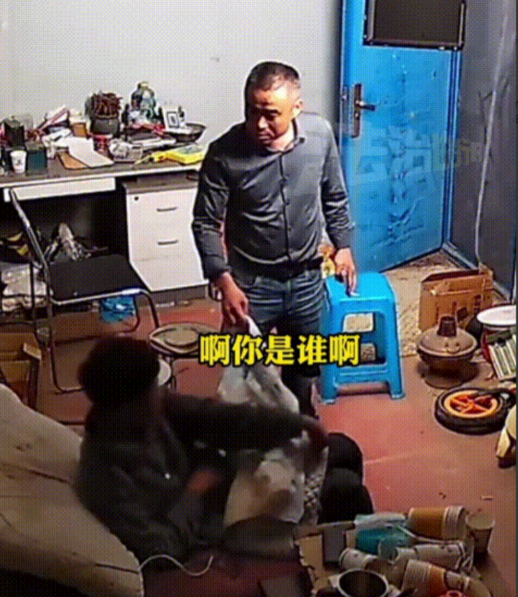 “胆子也太大了！”广东湛江，一男子凌晨回家，打开灯后发现自家沙发上竟然躺着个陌生