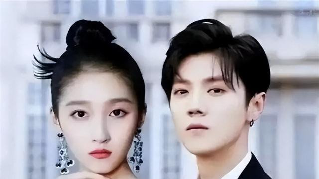 鹿晗关晓彤八年情路迷雾：分手还是领证？赵樱子“等官宣”引猜测