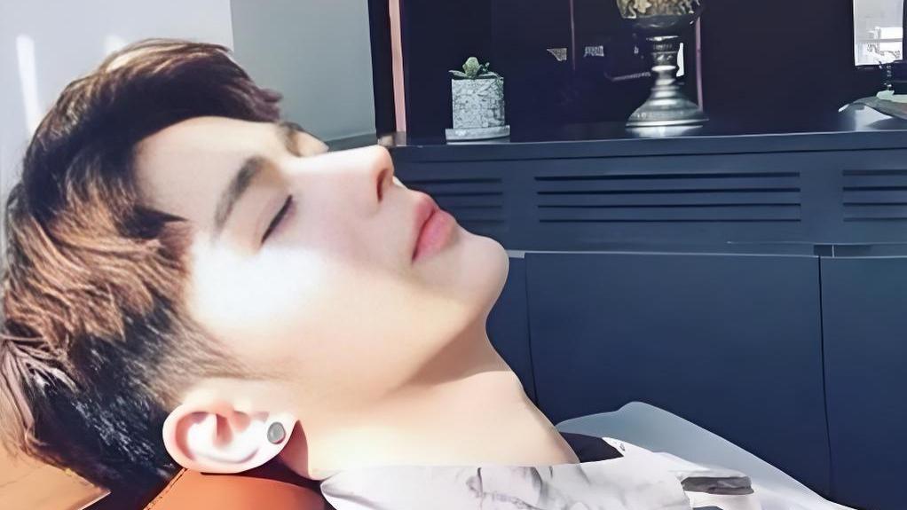 被问爆链接！男士洗面奶油皮用28天——同事以为我换了贵妇洁面，清爽不紧绷YYDS！