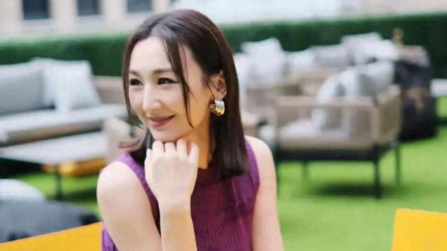 ​港姐高海宁近几年事业运真的旺得不得了。在香港拍剧不仅获得高收视，在内地也是非常吃香，通告不断