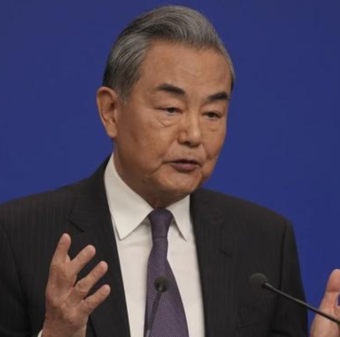 “美国成事不足，败事有余！”美国在全球已部署超700个军事基地，大部分都在中国周