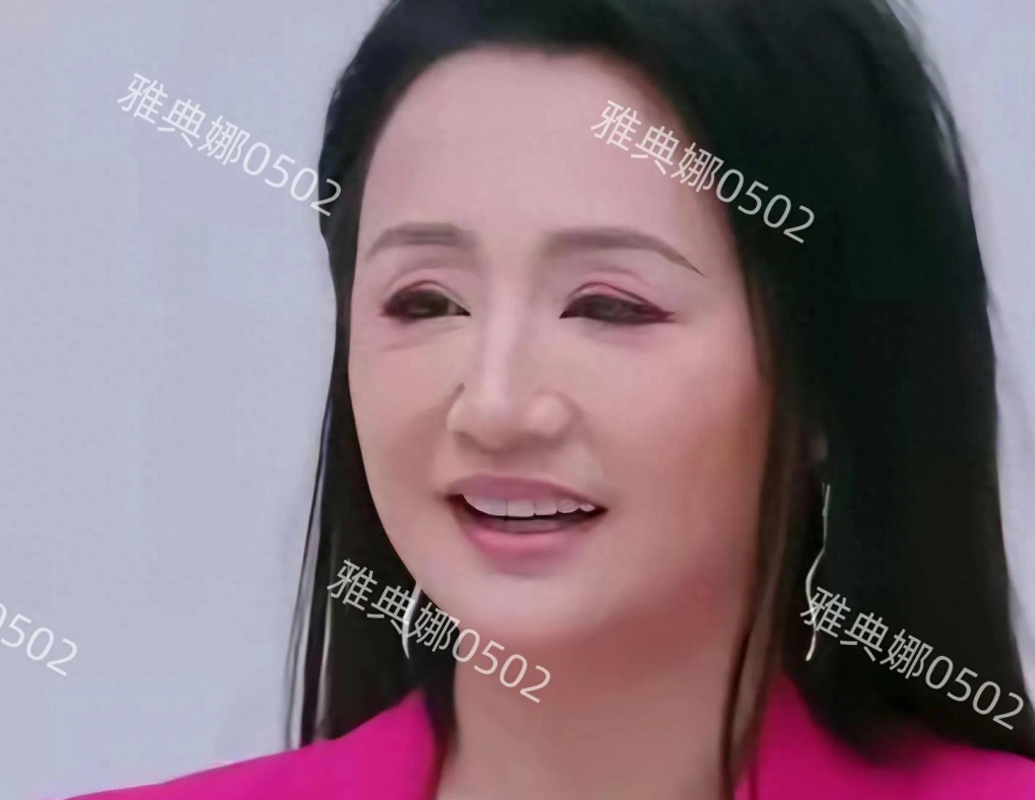 曹颖顶着一张谢大脚一样的脸，扮演着麦琳一样讨人厌的角色