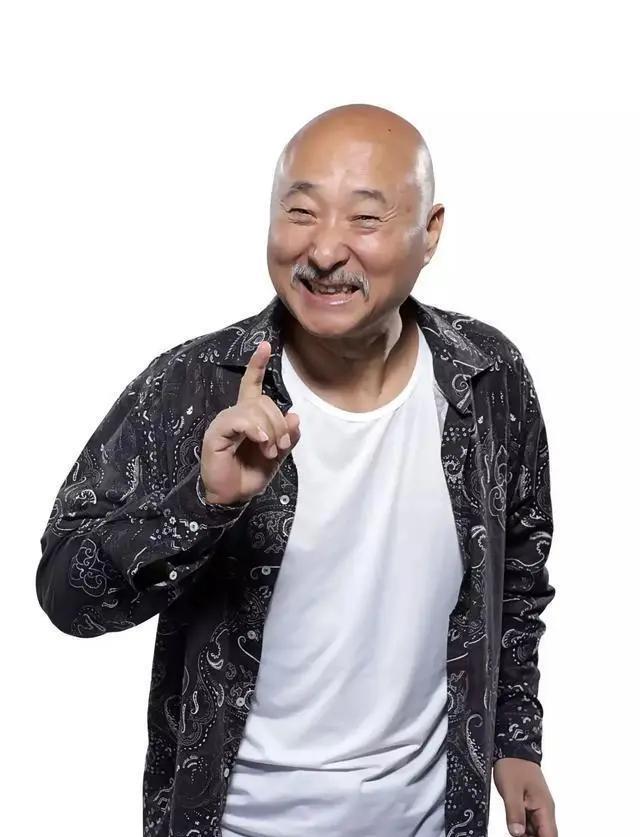 一次，主持人问陈佩斯:“能上春晚，是不是你这辈子最自豪的事？”陈佩斯摇摇头:“不