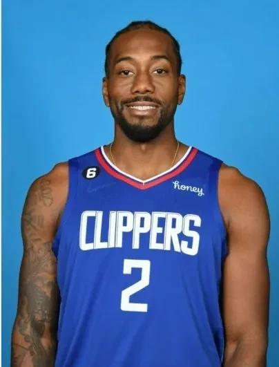 其实大部分人都只看结果！#NBA# 
裁判的不公，没人在乎，输了就是输了，垫脚，