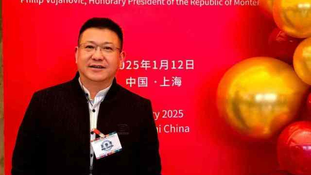 王锁平——世界艺坛名人录·以实求质弘扬民族精神