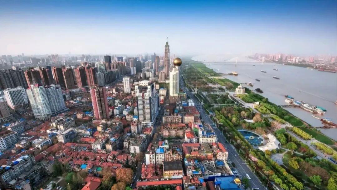 不看不知道！中国 3 个镇比县城繁华，连地级市都被抢风头