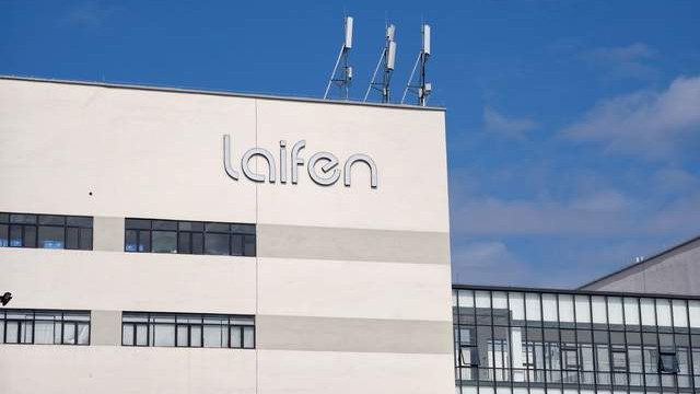 走进徕芬超级工厂，为何选择「先苦」的自产模式？