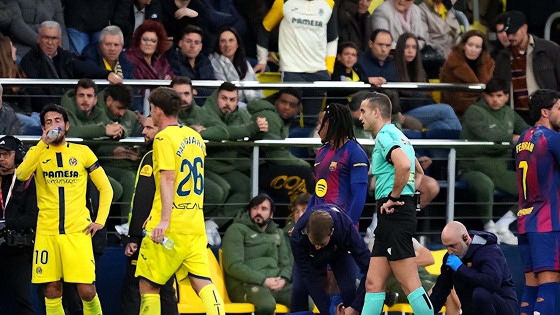 马塞利诺怒斥判罚：黄潜十人憾负巴萨