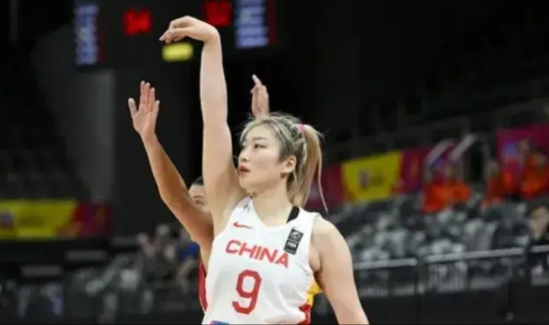 宫鲁鸣这番对李梦打不了国家队的话可谓高深至极！

宫鲁鸣说李梦是老队员了十年来一
