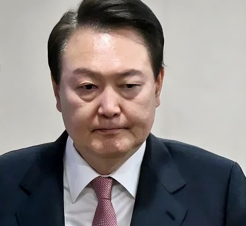 凉了，尹锡悦败诉
当地时间25日，韩国法院就民间团体要求尹锡悦就戒严事态支付精