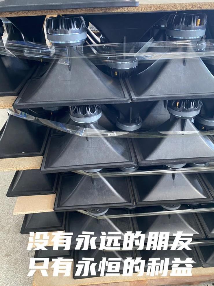 当江西理工巴基断坦留学生殴打中国本土大学生的时候！
当巴基斯坦恐怖分子枪杀中国援