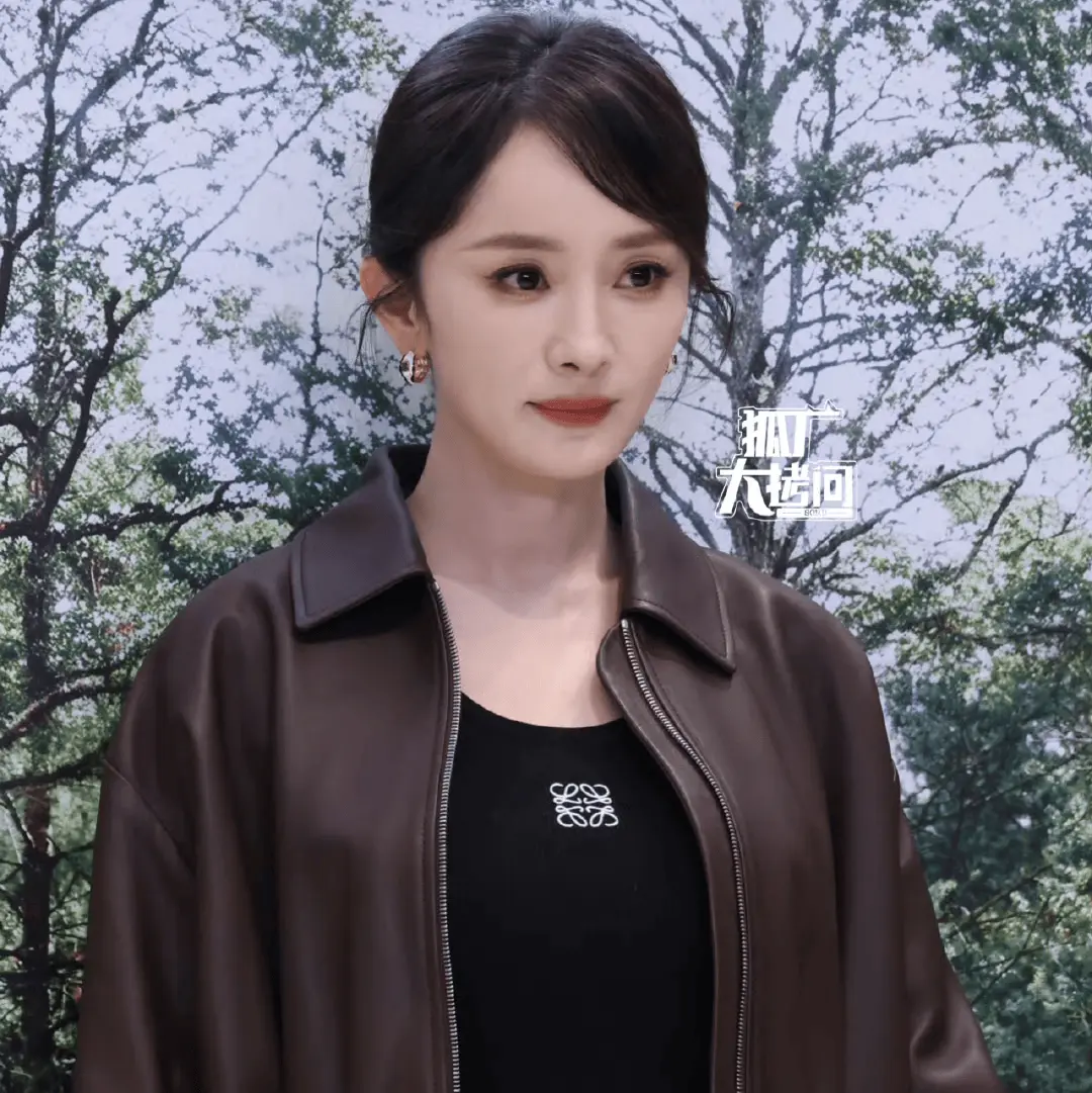 刘亦菲的脸+杨幂的身子vs杨幂的脸+刘亦菲的身子，哪个更无敌？


