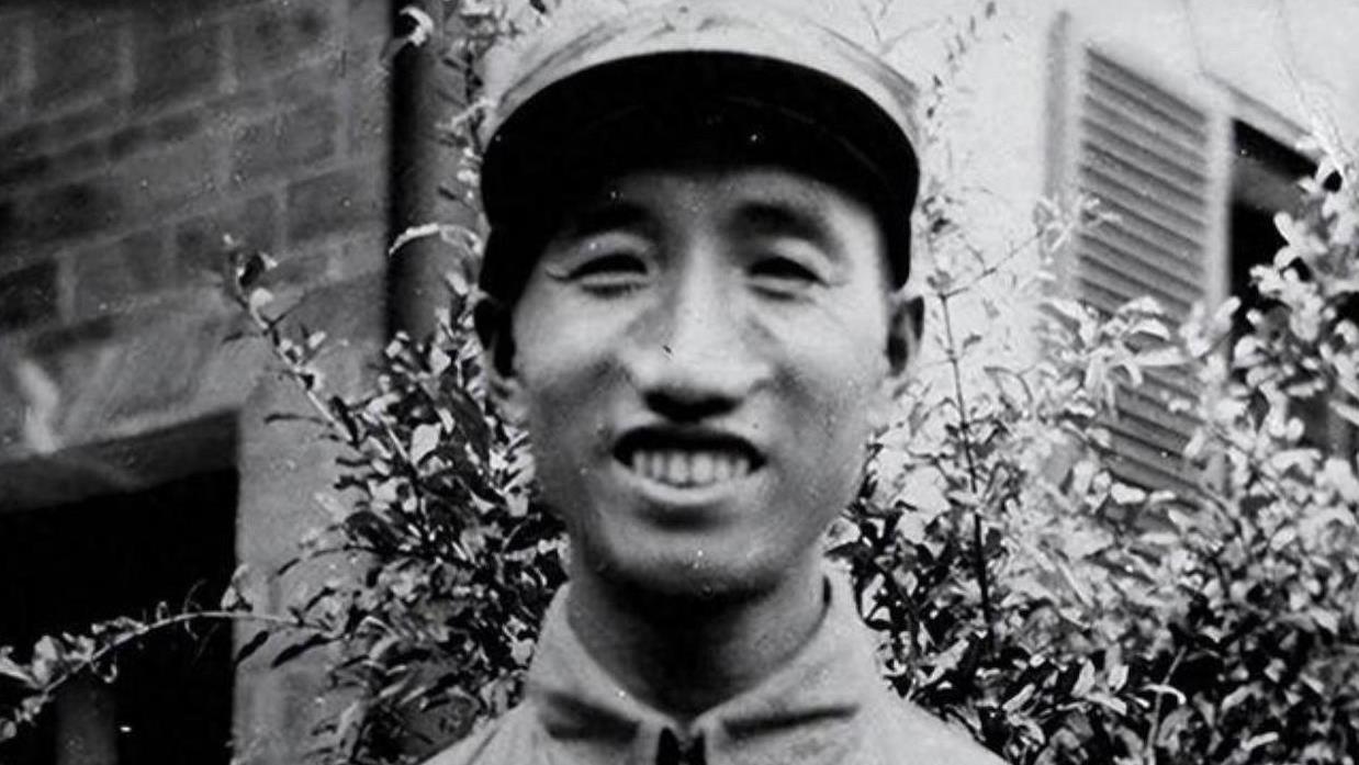 程子华咋了？给四野贡献20万大军，打仗排第一，为啥却没得军衔