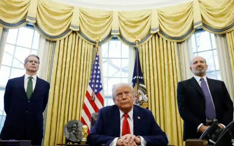 特朗普身后的哼哈二将，左尼克、右森特，关税战的忠实执行者。
特朗普贸易团队中，贝