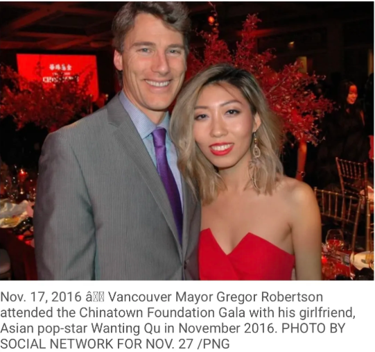 左边图片是加拿大的住房部长罗品信的华裔前女友，曲婉婷，
右边图片是他的现任，韩裔