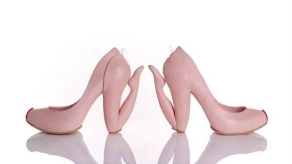 奇葩鞋子大汇总，你敢穿哪一双出门？