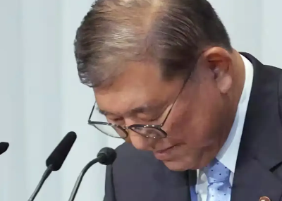 日本首相石破茂今天宣布辞职。
 
这位曾经被寄予厚望的