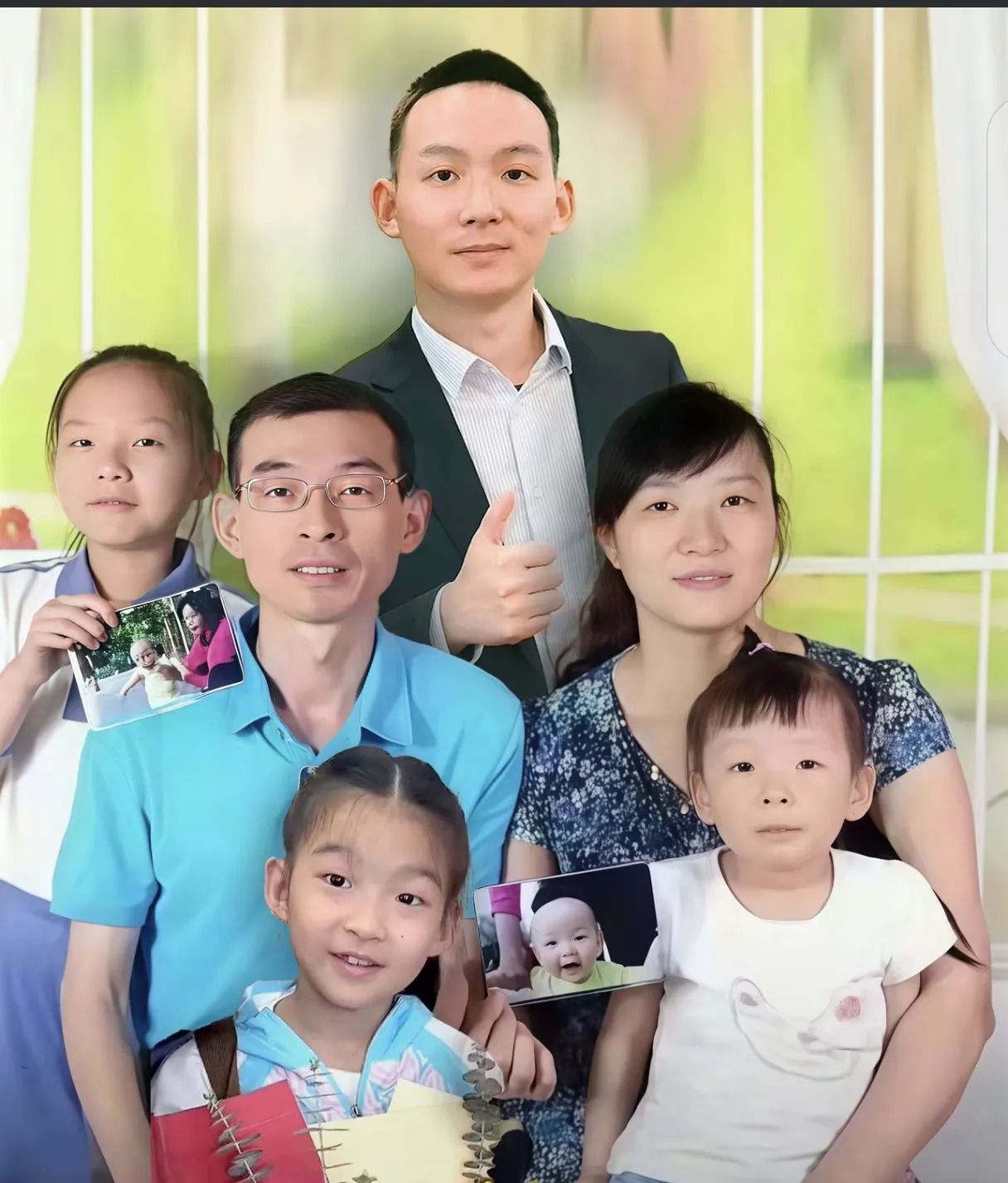 寻亲家庭直播带货成潮流











我的天哪！这年头寻亲家庭都开始直播