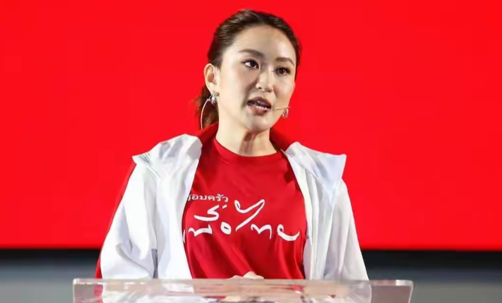 佩通坦继续当为泰党魁，备战泰提前大选，军方与阿努廷算计落空了
