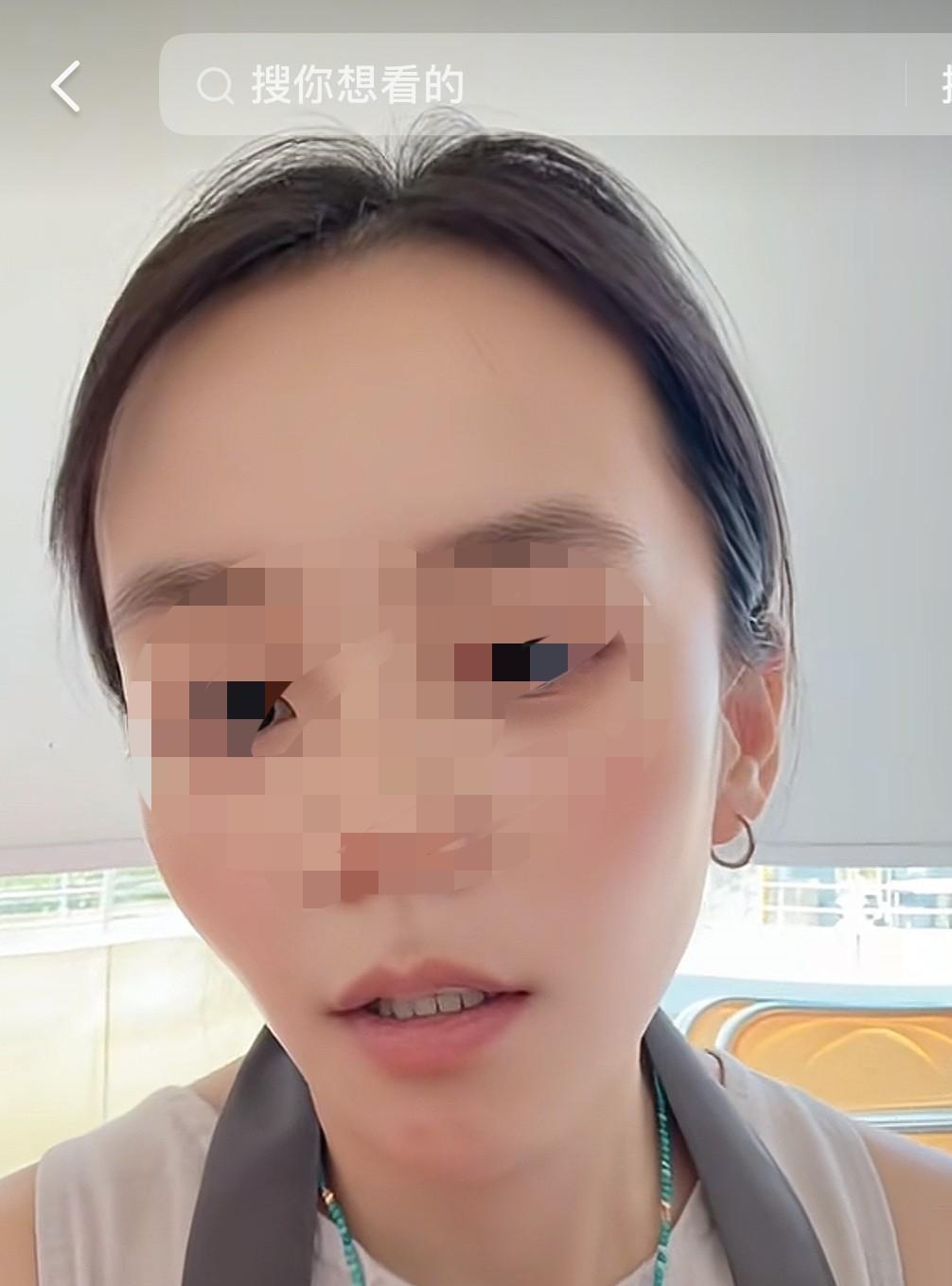 熊磊心情不错
放下手中的活去看刘德华演唱会
连云昊都被蒙蔽双眼
都说她有钱看演唱