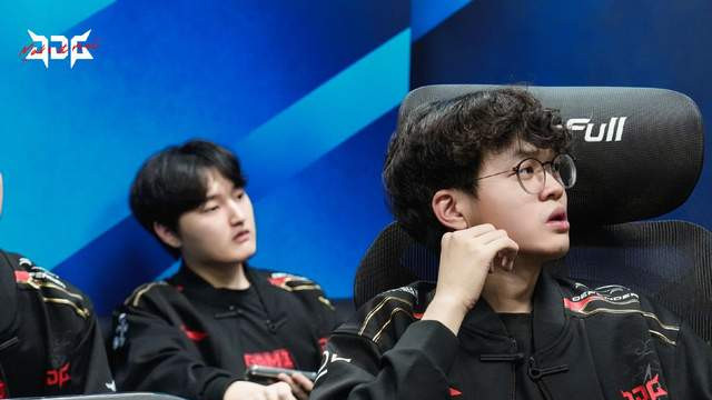 LPL组内赛进入后半程，iG再战WBG势要复仇，登峰组乱成一锅粥！