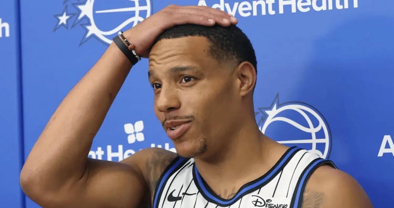 #NBA# 自己的队友是班凯罗瓦格纳萨格斯还是在没有很大压力的东部，能不笑吗？奥