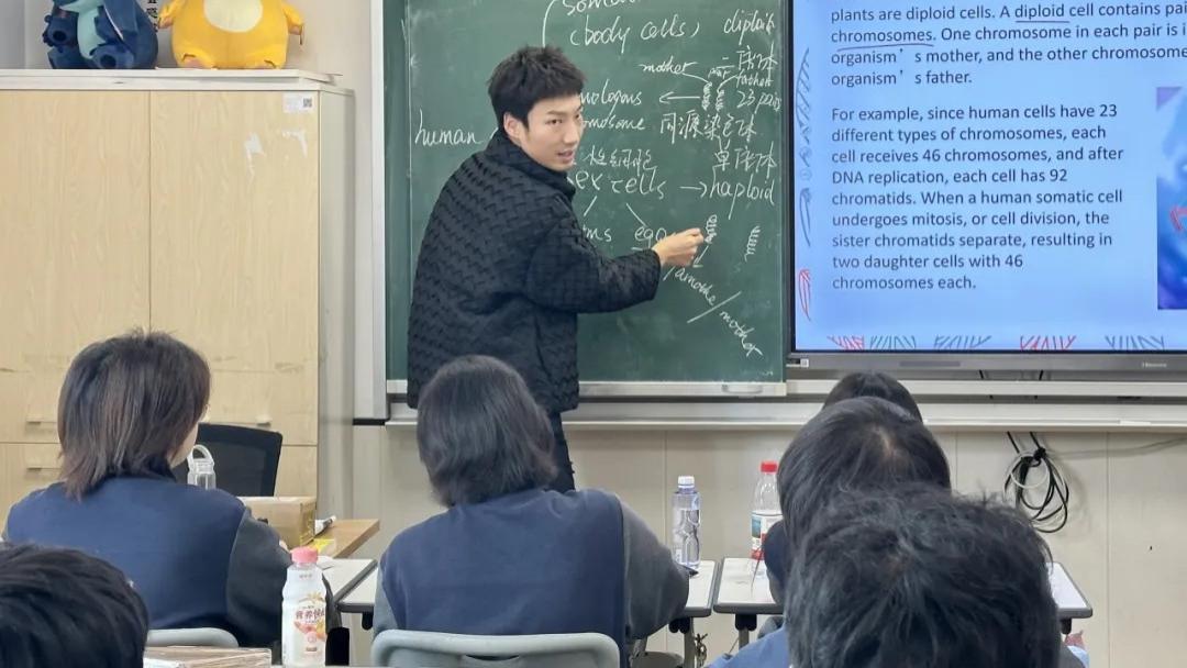 为明师说 | 用科学之光点亮生活，用教育智慧温暖心灵