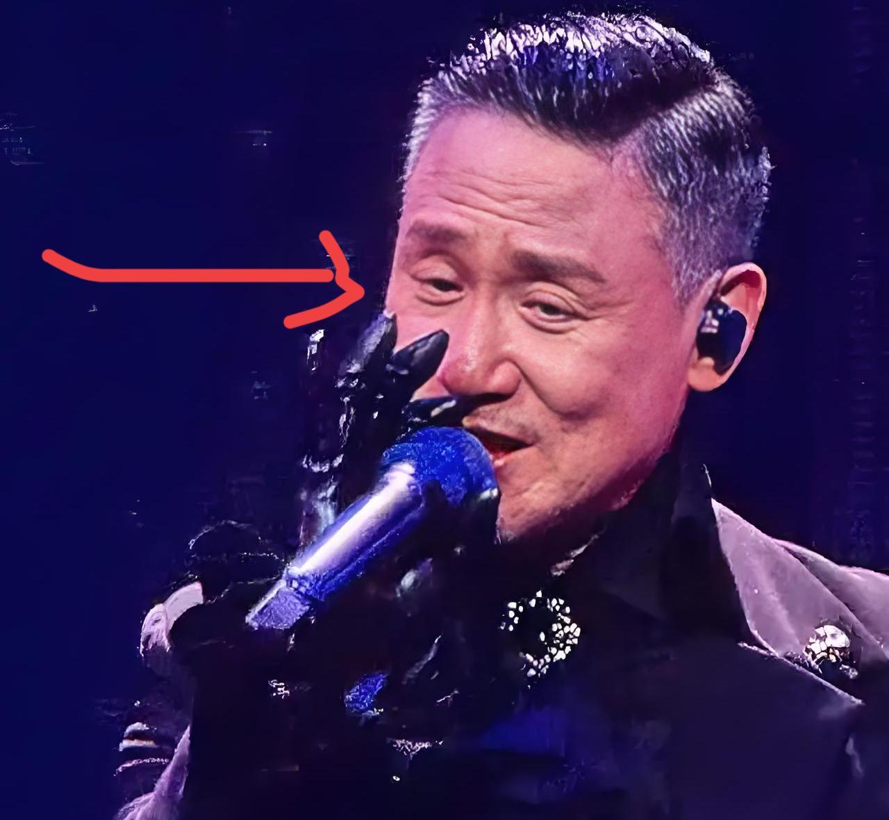 有网友猜测，
张学友6月份的演唱会，
估计没几个人去，原因很简单，因为那几天正是