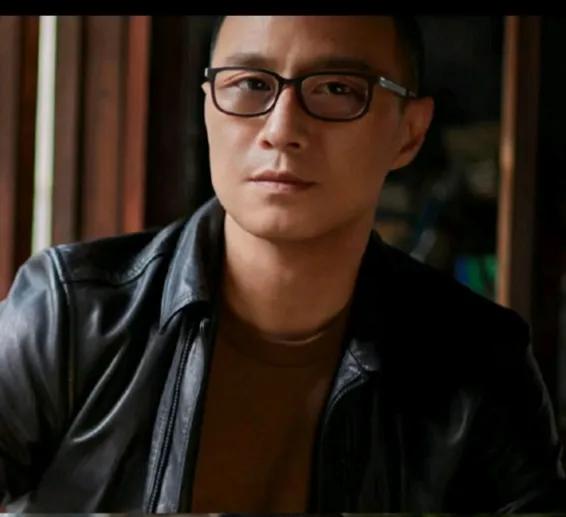 汪峰曾发文承诺帮毕夏抚养孩子   我才知她老公是张恒远。这些年竟然经历了这么多。