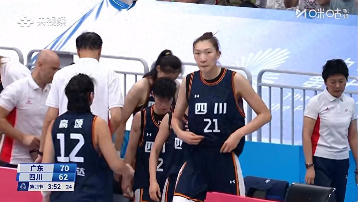 付政浩：潜规则横行让四川女篮老板寒心