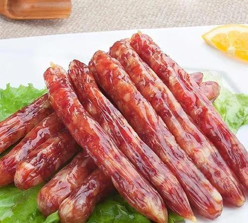 广东省东莞市十大美食
一、厚街腊肠
二、椒盐蚕蛹
三、道滘肉丸粥
四、干炒牛河