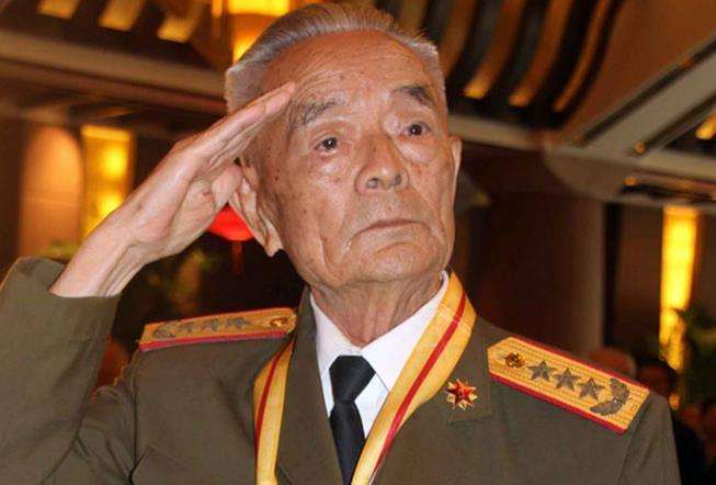 七十五周年了，伟大的抗美援朝战争万岁！伟大的中国人民志愿军万岁！向万海峰等至今健