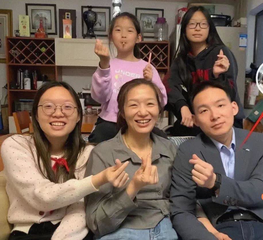 万事都讲究适可而止，做到差不多便足矣。眼下，寻亲家庭本就背负着巨大的身心压力。谢